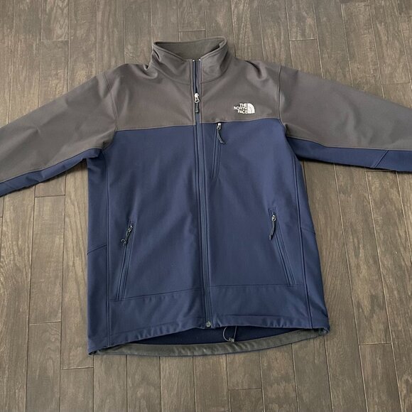 Grey & Blue North Face Large Men's Jacket - Picture 4 of 15